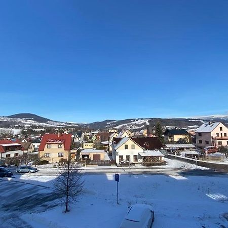 Апартаменти Apartman Na Vysine Врхлабі Екстер'єр фото