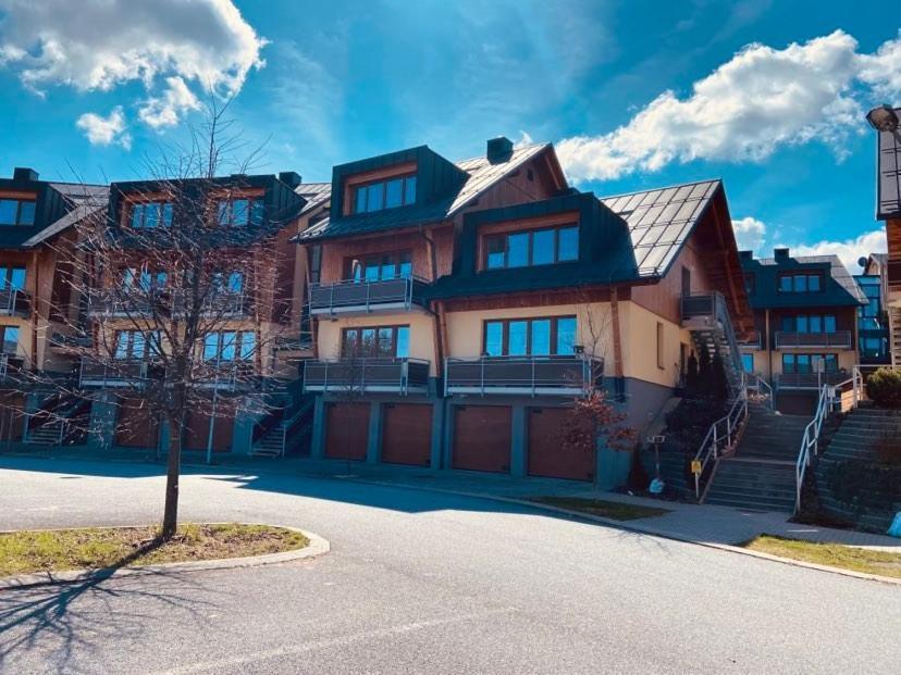 Апартаменти Apartman Na Vysine Врхлабі Екстер'єр фото